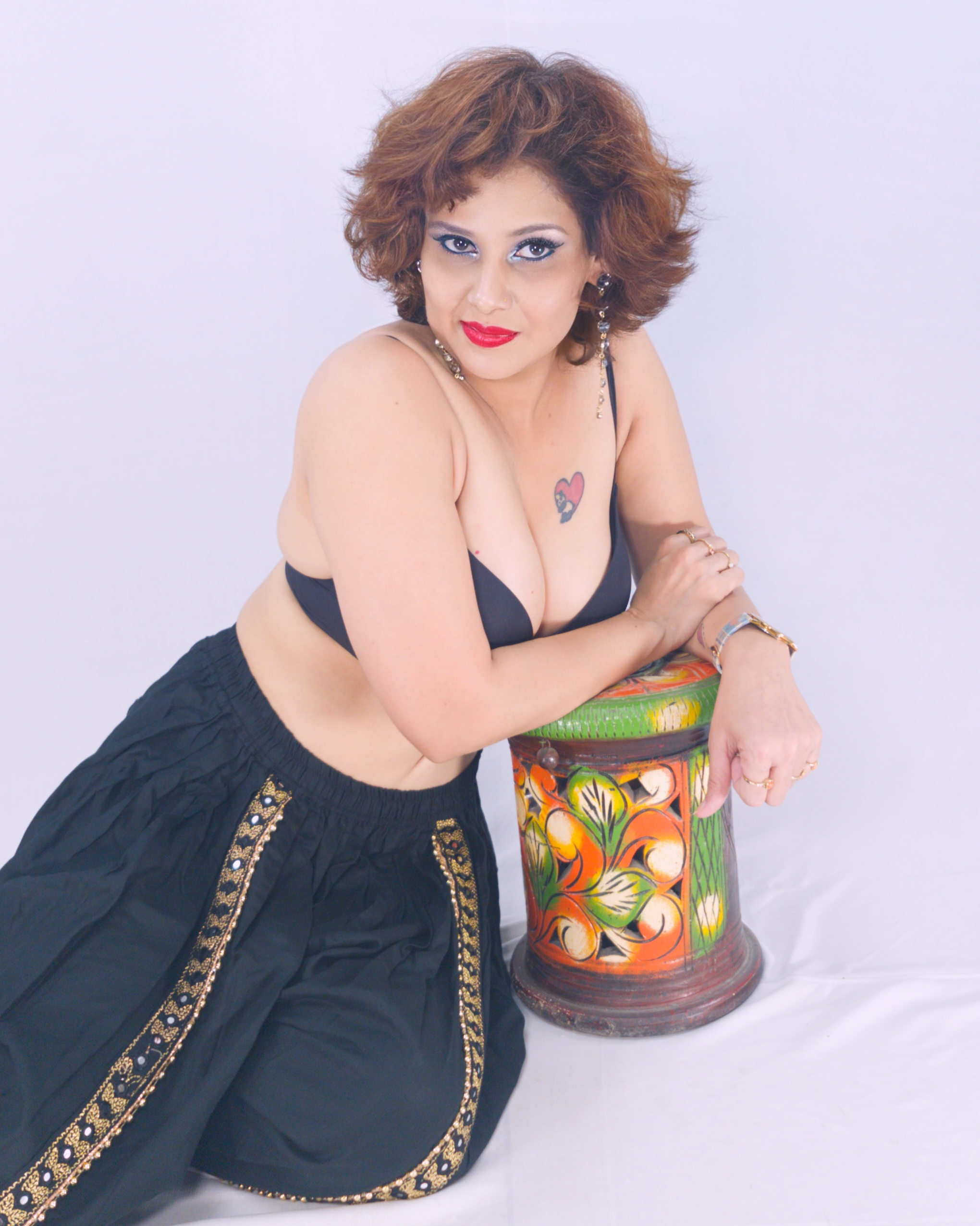 Kanak Raj - Kanak Raj in Black Glamour Look with Bold Pose